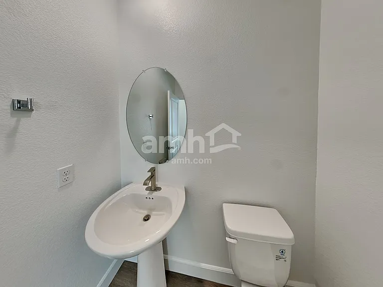10345 Medusita St — Photo 7