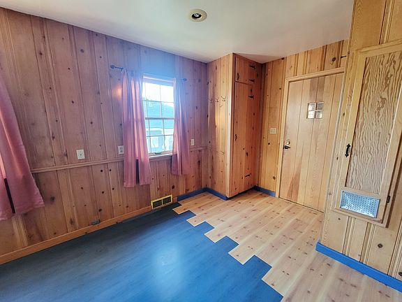 5th image of 517 S 14th Ave