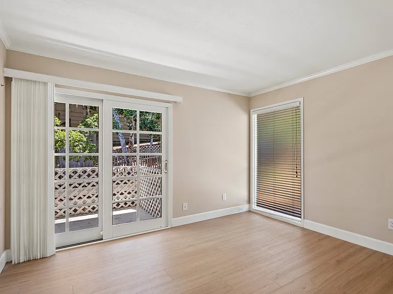 642 Toyon Dr — Photo 31