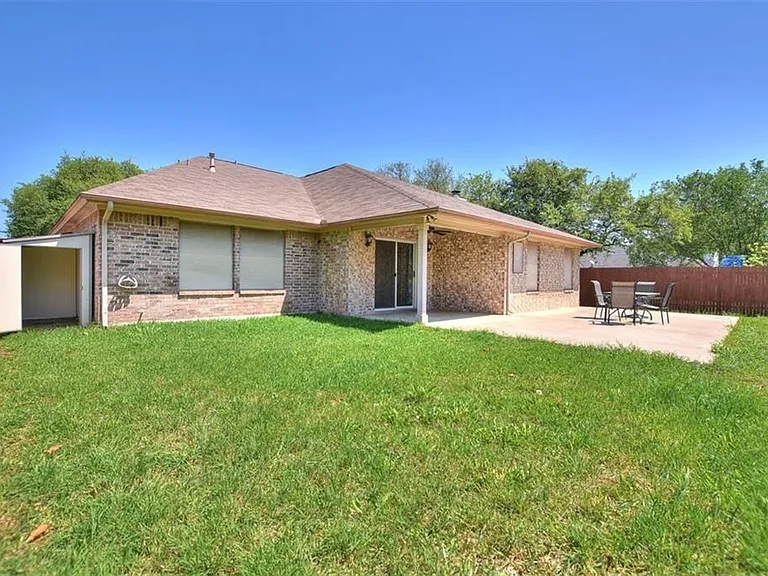 17820 Park Valley Dr — Photo 21