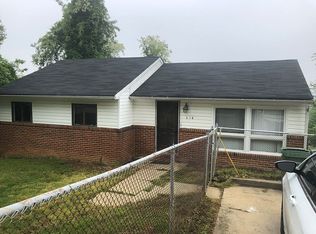 218 Zeppelin Ave, Baltimore, MD 21225