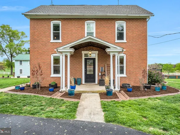 295 Martin Rd, Carlisle, PA 17015