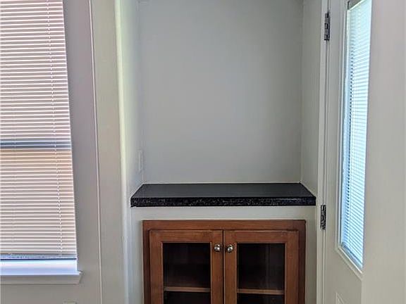 5th image of 401 S 49th St APT 1