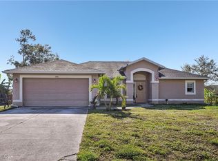 1910 Lorna Ave, Lehigh Acres, FL 33972