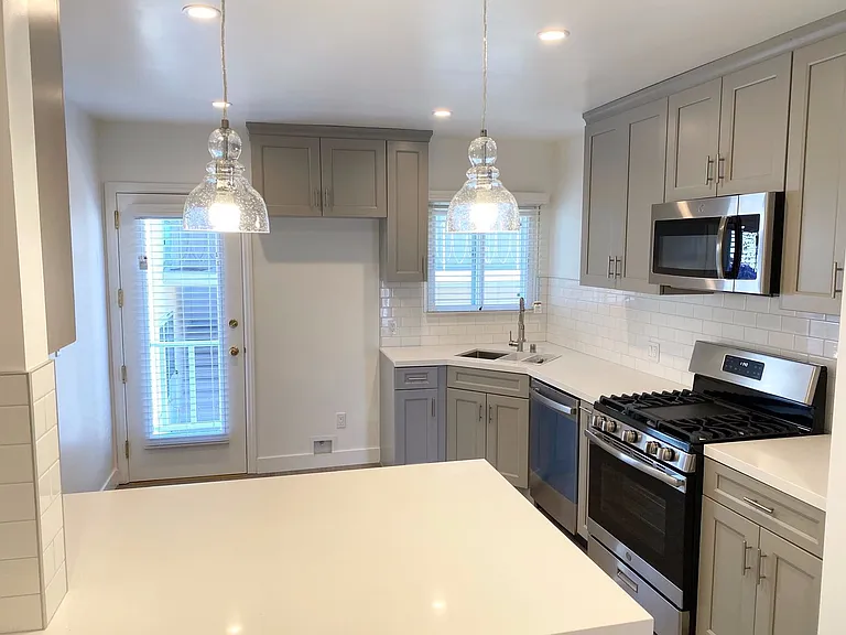 1014 E Imperial Ave — Photo 1