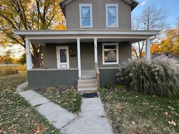 432 S 1st St, Princeton, IL 61356