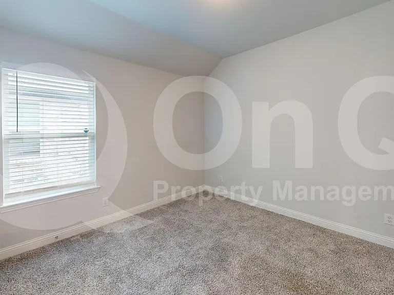 221 Santa Lucia Dr — Photo 9