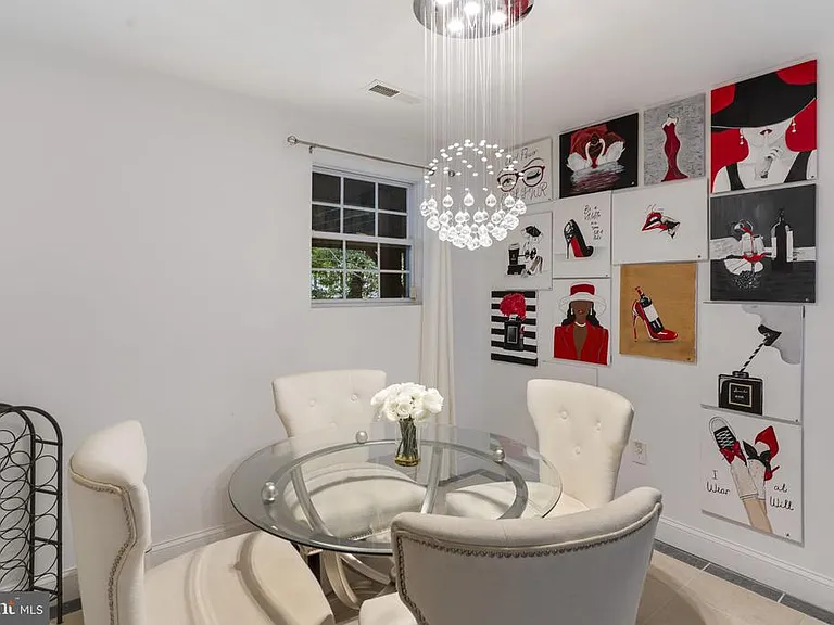 12258 Catalina Dr — Photo 24
