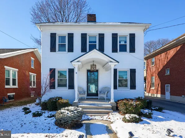 1870 N Susquehanna Trl, York, PA 17404