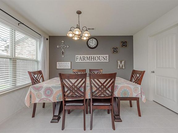 3rd image of 2115 Danibelle Dr