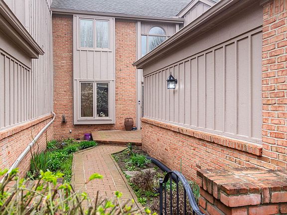 5th image of 37834 Siena Dr