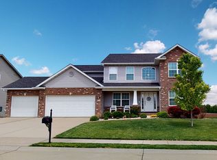 713 Merrifields Dr, O'Fallon, IL 62269