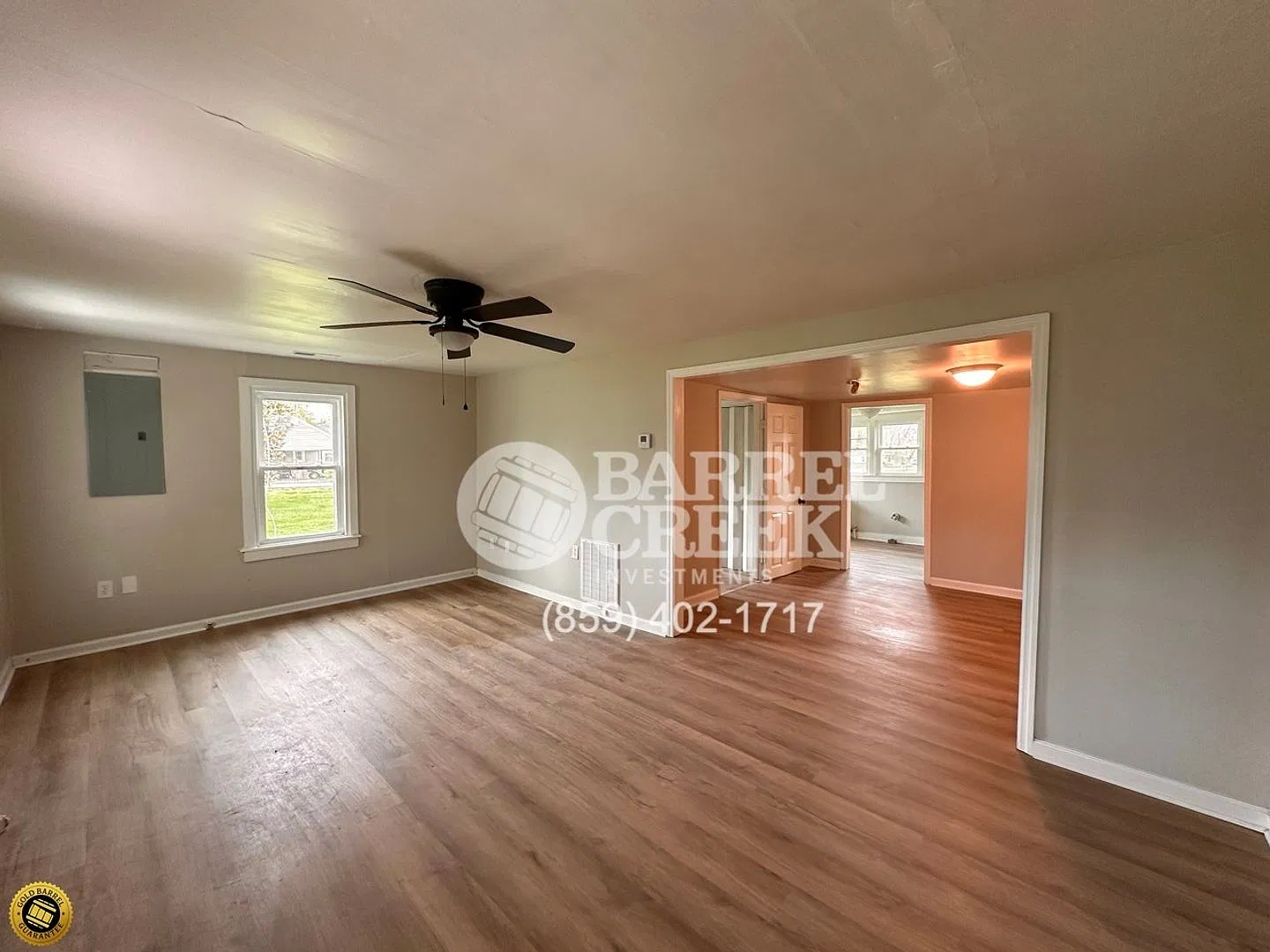 3-bedroom, 1-bathroom house, large corner lot. — Photo 2