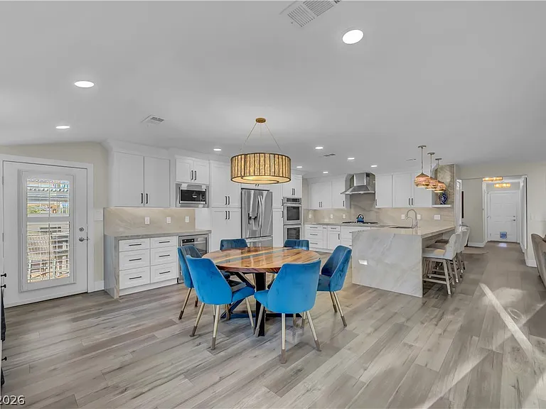 1413 Premier Ct — Photo 27
