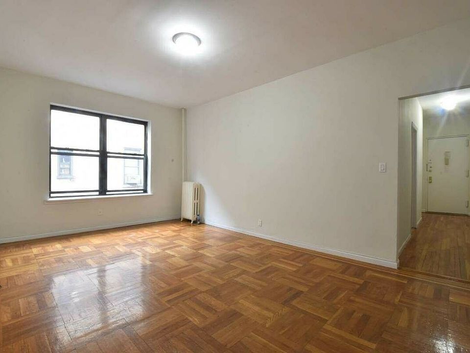 1st image of 56 Bennett Ave APT 5K