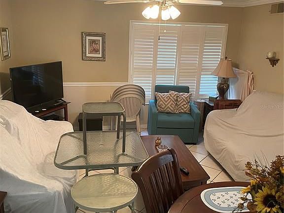 4th image of 501 E Bay Dr APT 501