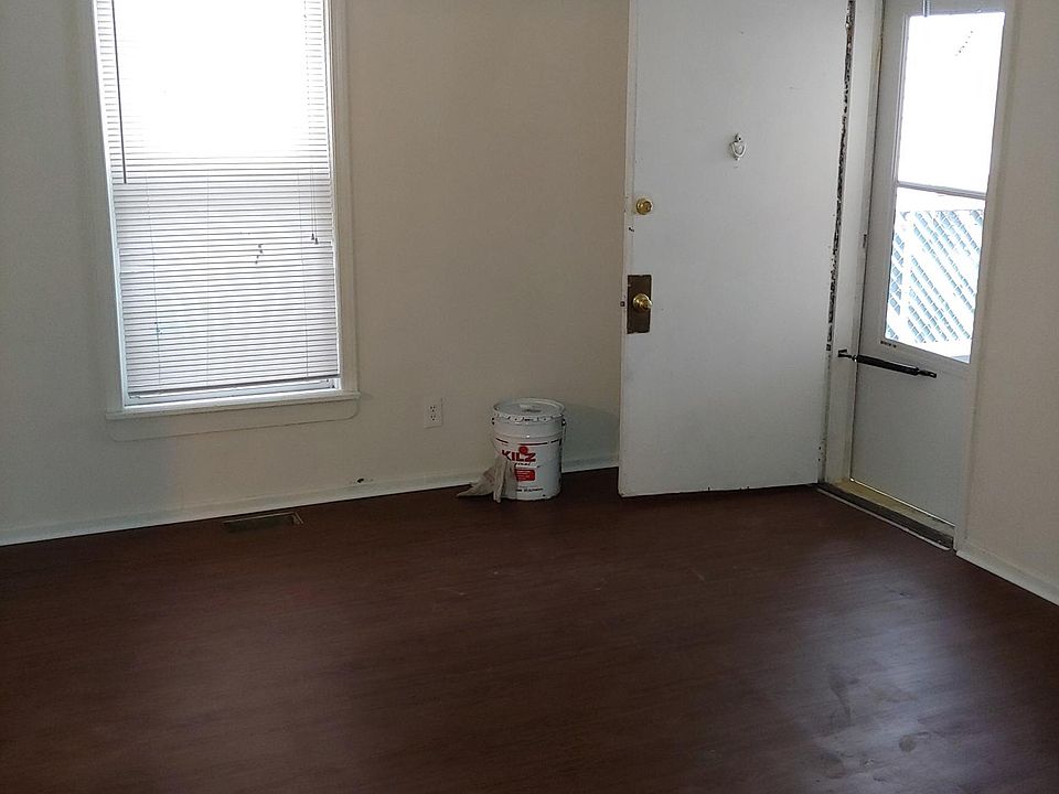 1st image of 1631 Berry Blvd