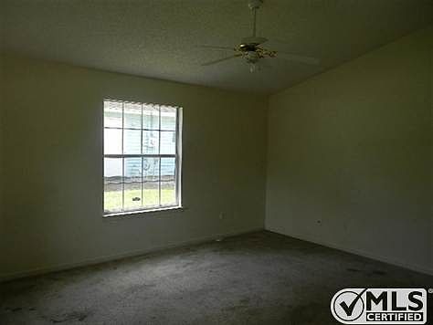 5th image of 4728 Oleander Dr