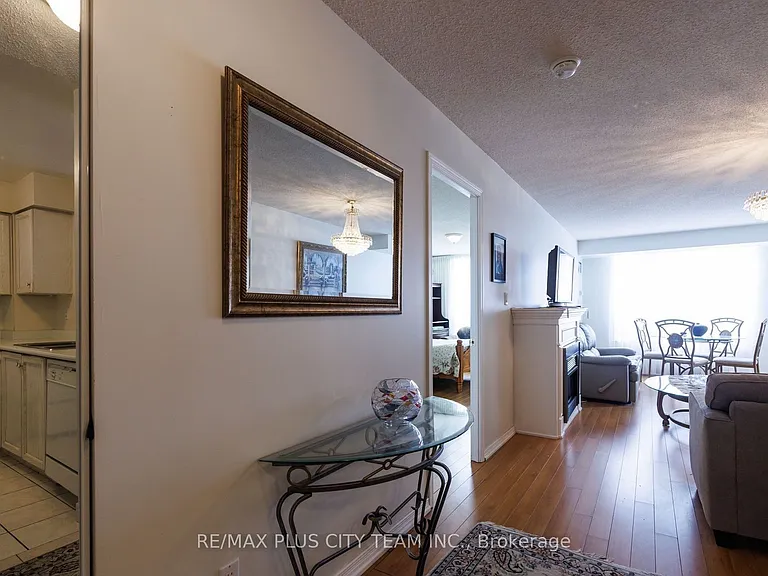 29 Northern Heights Dr #209 — Photo 11