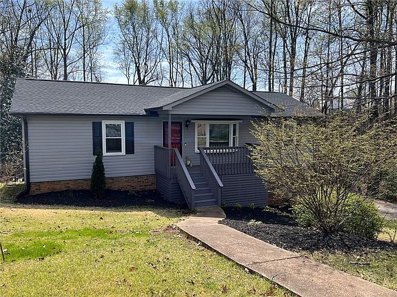 4th image of 114 Mount Vernon Cir