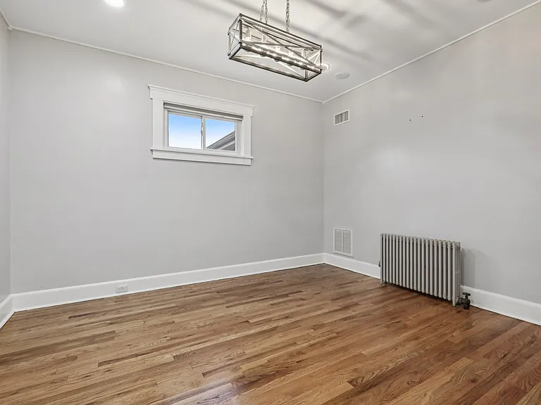 56 Gordon St — Photo 16