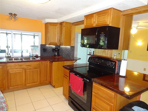 5th image of 12606 Castleberry Ct