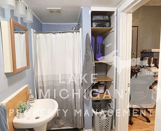 5th image of 744 Lake Michigan Dr NW #2