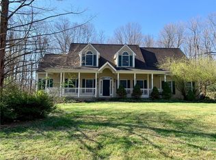 24 Burwell Newton Dr, Durham, CT 06422