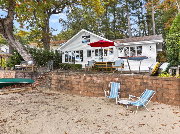 199 Pine Hollow Rd, Killingly, CT 06241