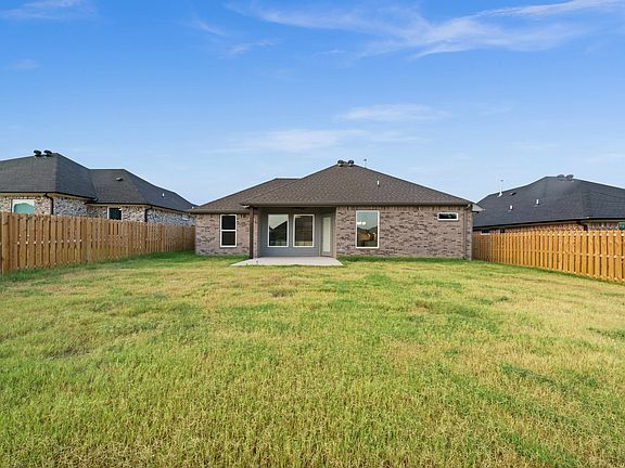 5th image of 1707 Tres Dr