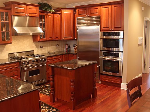 Cherry & granite kitchen