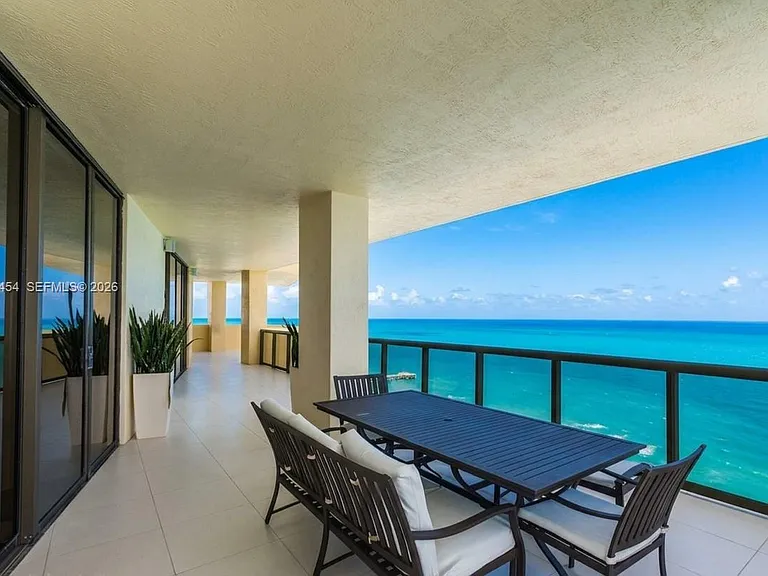 16275 Collins Ave #XX01 — Photo 15