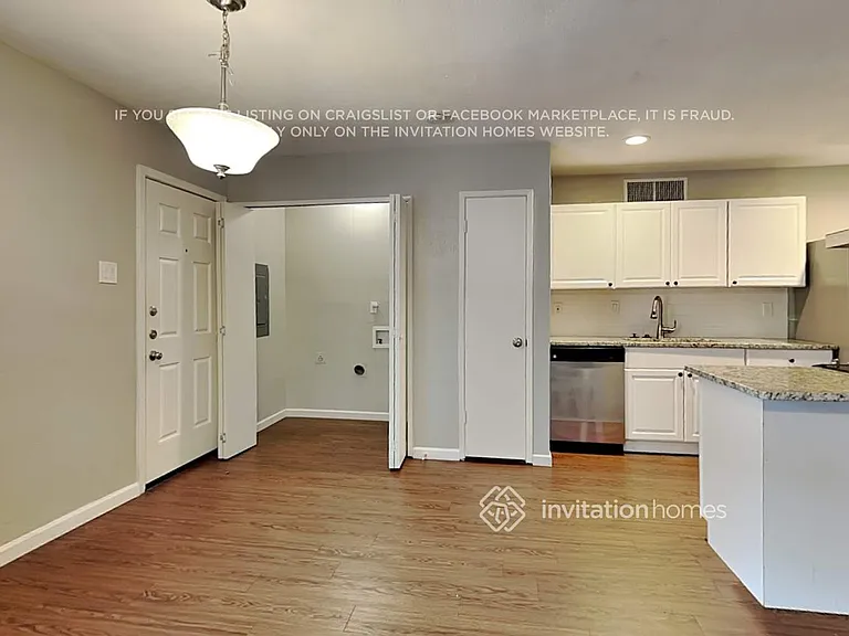 5313 Marsh Dr — Photo 3