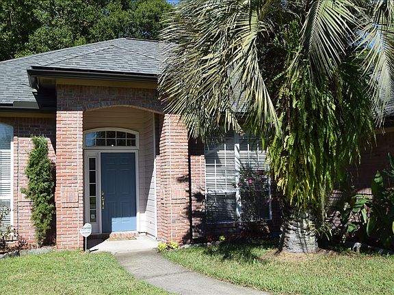 2nd image of 5257 Oxford Crest Dr