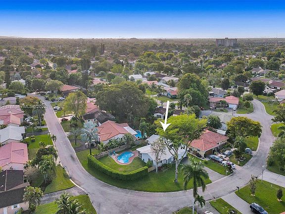 3rd image of 4061 NW 113th Ave