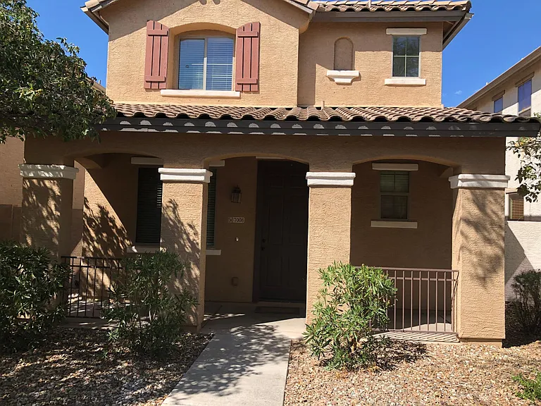 7008 S 7th Ln — Photo 1