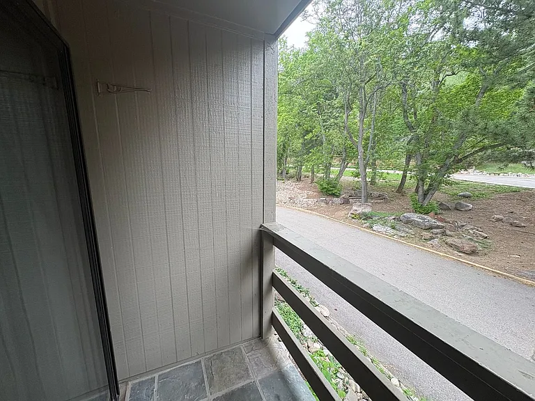 208 Pearl St #I — Photo 18