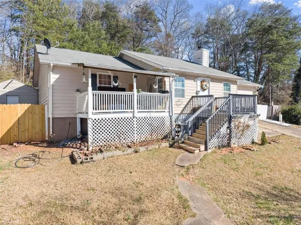 1745 Lanier Springs Dr NW, Gainesville, GA 30504