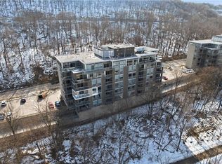 467 Charlton Ave E #307, Hamilton, ON L8N 0B3