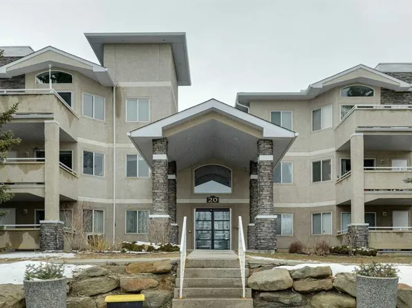 20 S Country Hills Vw NW #308, Calgary, AB T3K 5A3