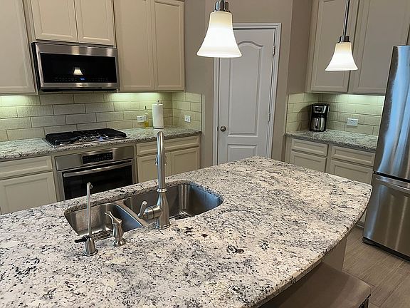 5th image of 15322 Ashbrook Dove Ln