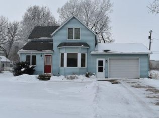 110 S Manyaska St, Sherburn, MN 56171