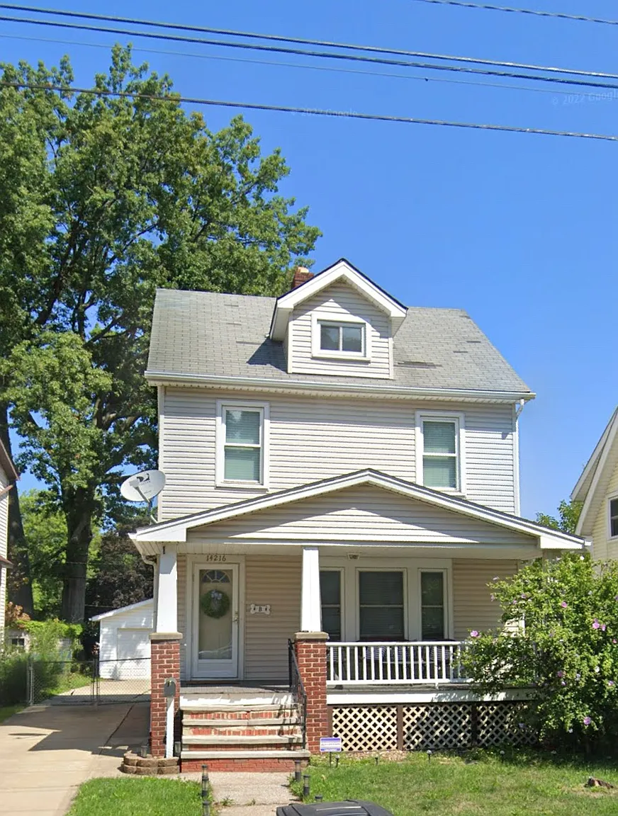14216 Athens Ave photo 1