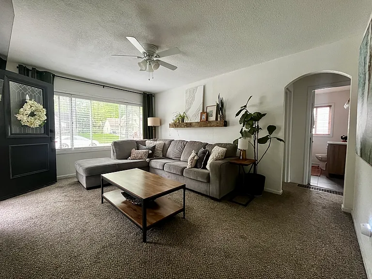 Living room layout example