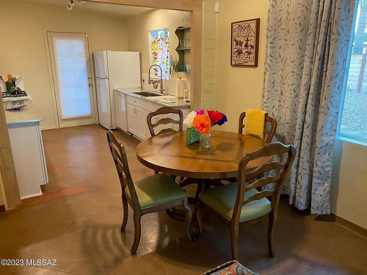 3 bed, 1100 sqft, $2,800 — Photo 3