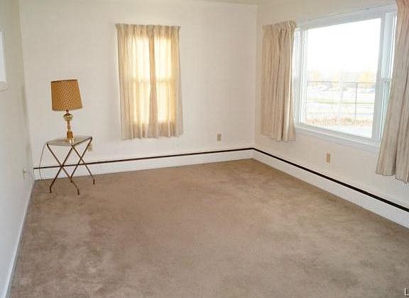 4th image of 1705 Northampton Ave