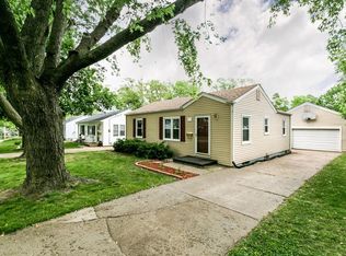 2731 57th St, Des Moines, IA 50310