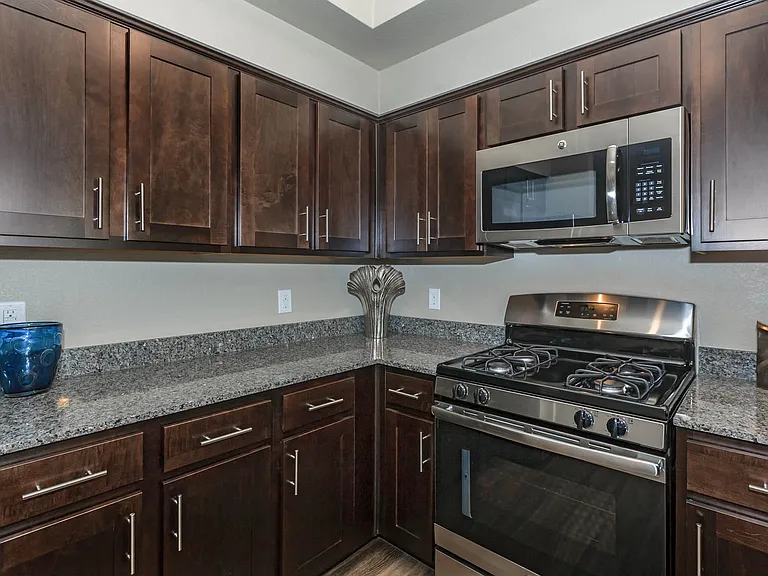 B2 1175 SQFT 2 Bed 2 Bath