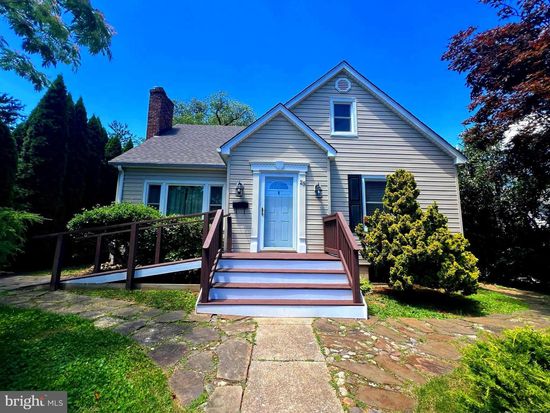 25 Kemper Ave, Westminster, MD 21157