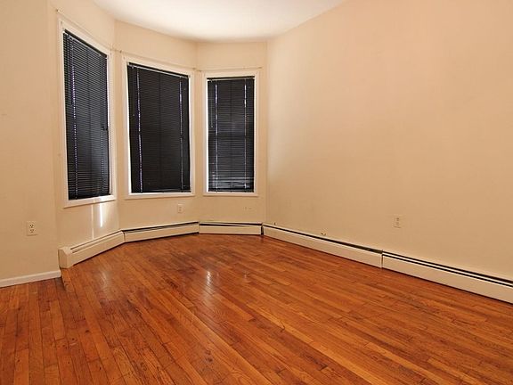 2nd image of 32 Highland Ave